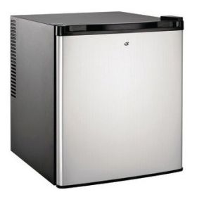 Culinair 1.7-Cubic Foot Compact Refrigerator in Silver & Black
